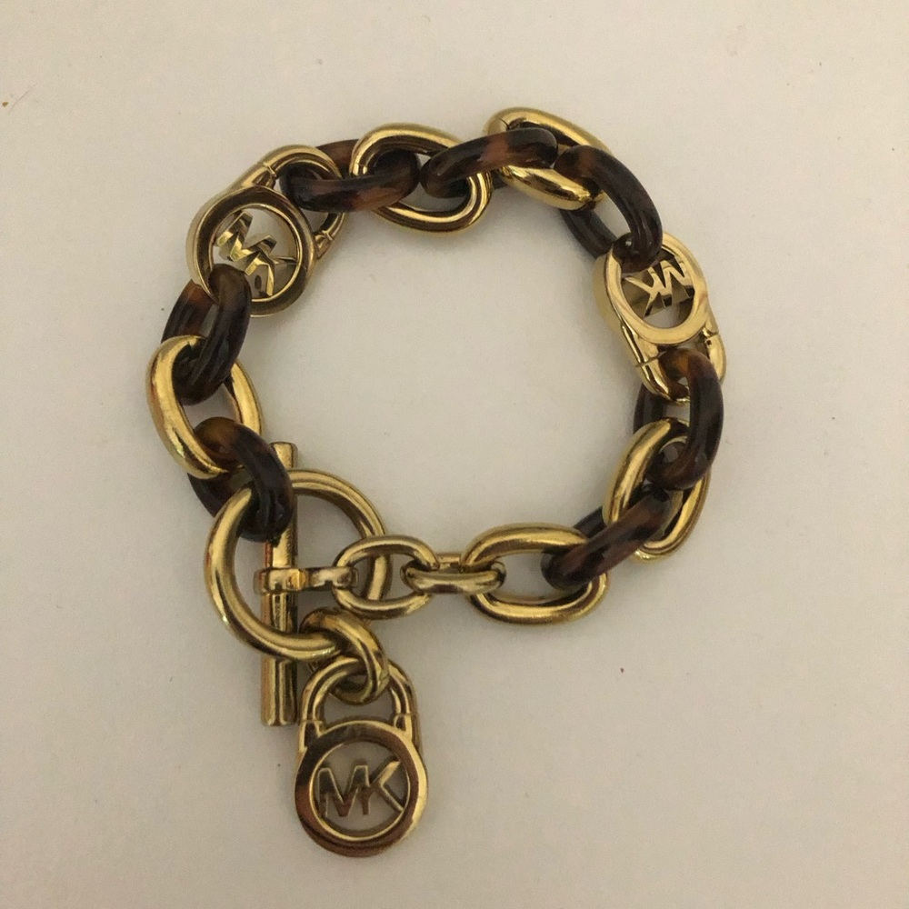 Michael Kors Toggle And Lock Gold and Brown Tortoise Shell Chain Bracelet